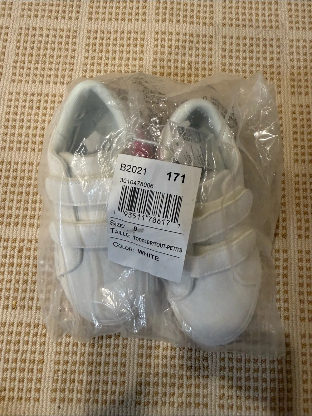The Children’s Place White Velcro Sneakers - 9T